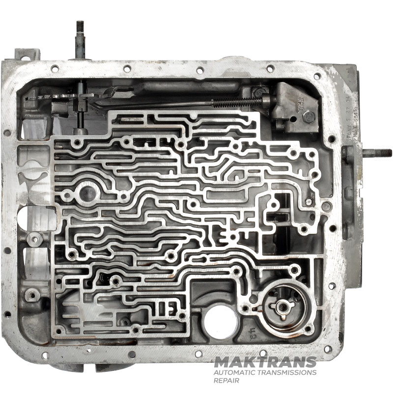 Корпус центральний GM 4L60E Chevrolet Corvette C5 - 24209316
