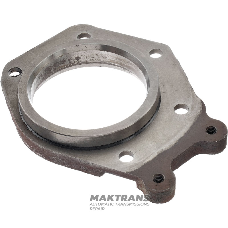 Корпус наружной обоймы подшипника / сальника дифференциала 4WD DODGE CHRYSLER 62TE — 5078957AB