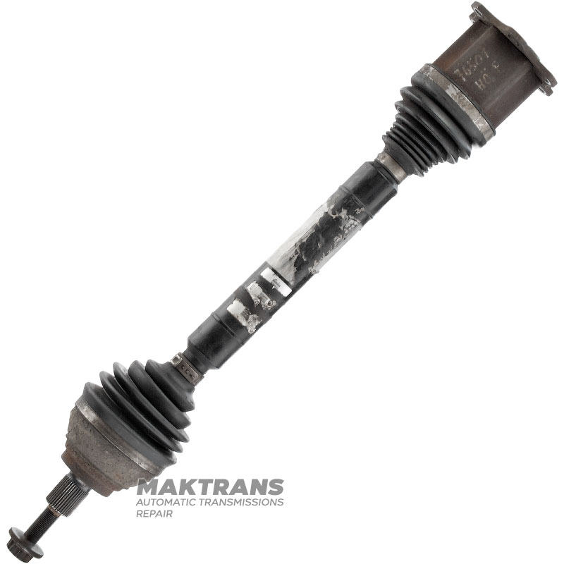 Полуось передняя правая VAG DSG7 3Q0407272BB — Passat B8 2.0 TDI 2015 (шлицев, 6 креп. отверстий, вн.Ø отверстия 10.35 мм, 50 мм расстояние между крепежными отверстиями)
