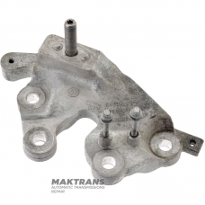Кронштейн крепления трансмиссии FORD 8F35 — K2G3-7M125-AC, 2233338