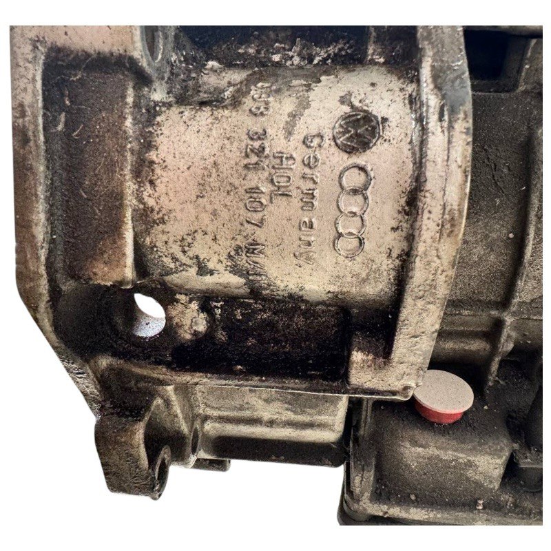 Автоматична трансмісія в зборі VAG 01P - 01P321105, 098321107M, маркірвок LOG, (VOLKSWAGEN Transporter T4, 2.5L DIESEL, 1990-2003)