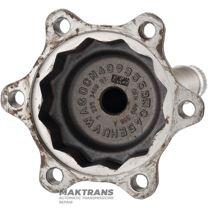 Вал с фланцем (раздатки) VAG DSG6 DQ250 02E — 0CN409355B, общая длина 334 мм, 6 крепежных отверстий (расстояние между центрами 50 мм)