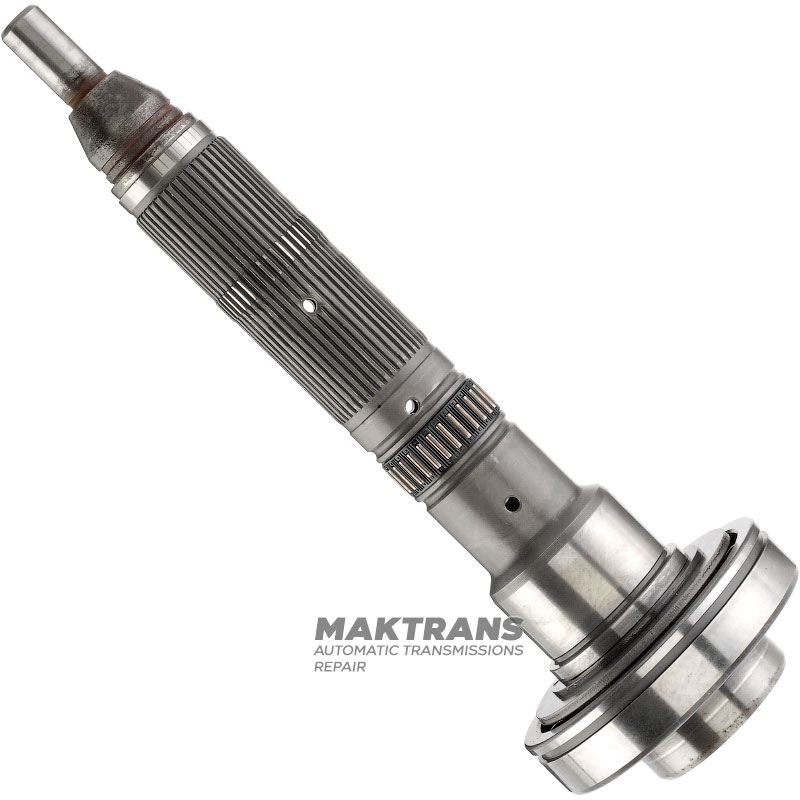 Main shaft раздаточной коробки с шариковым подшипником BMW ATC400 — общая длина 276 мм, длина носика 28 мм, количество шлицев 43 external / 43 internal